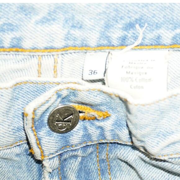 Vintage Calvin Klein CK Jeans Light Wash Cutoff Shorts Y2K Denim 90s USA - Picture 6 of 15